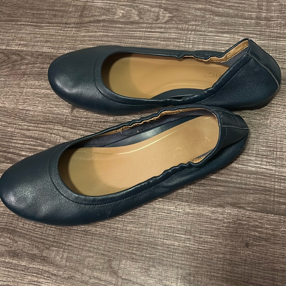 Vionic Caroll Leather Ballet Flats Orthotic Comfort Work Shoes Sz 8